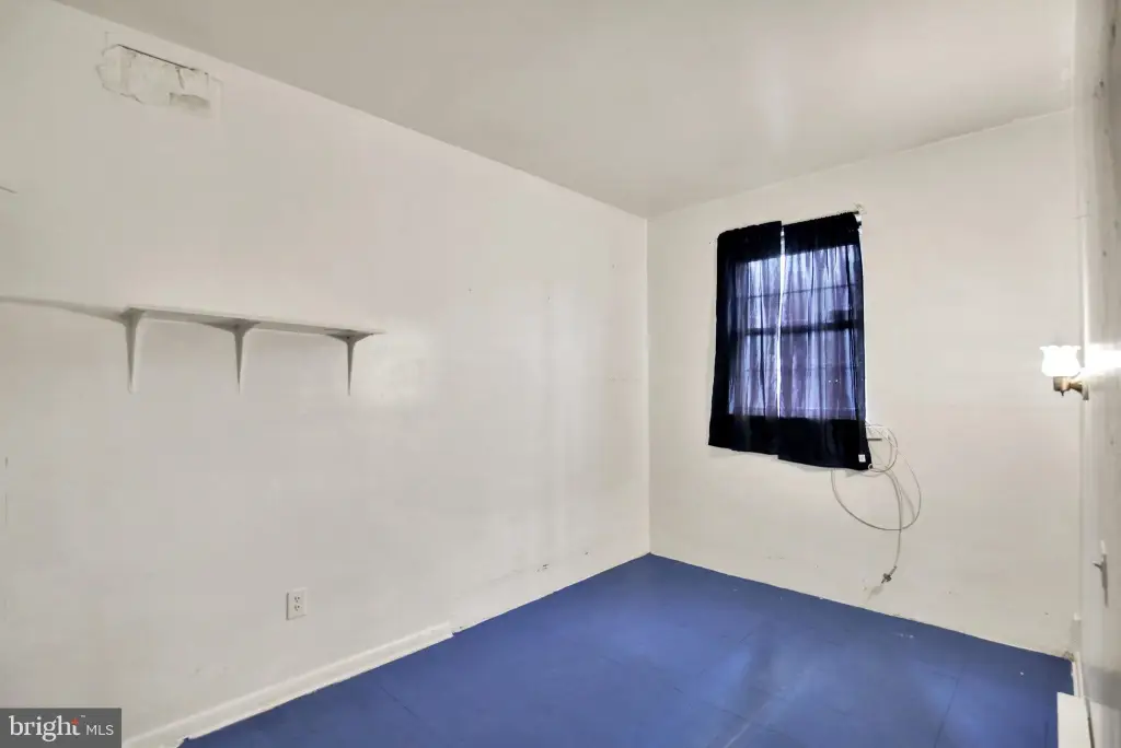 Picture 36