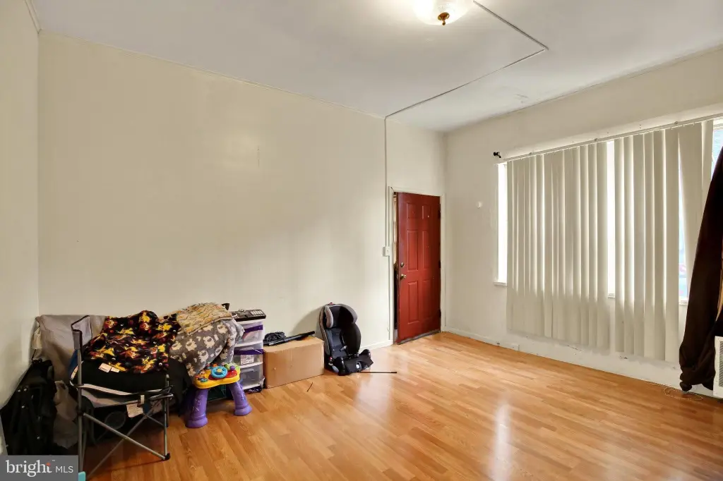 Picture 19