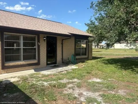 55+ Villa with Enclosed Room