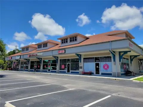 Palm Harbor Retail Strip Center