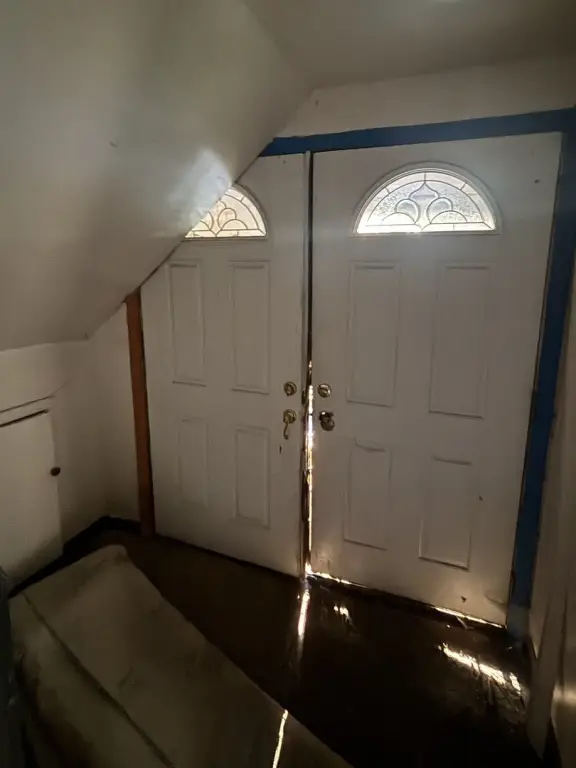 Picture 3