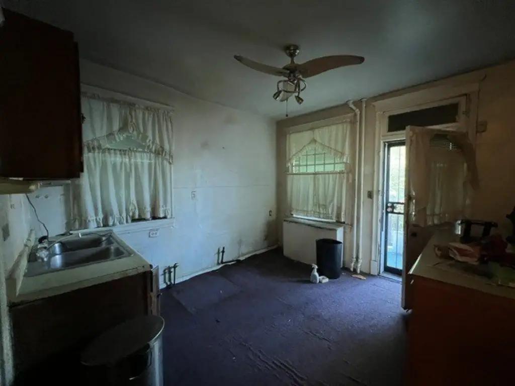 Picture 12
