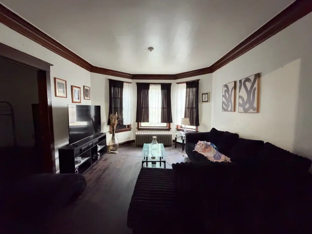 Picture 3