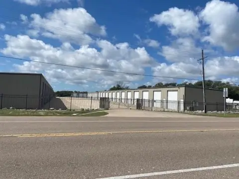 Aransas Pass Condo/RV/Boat Barn