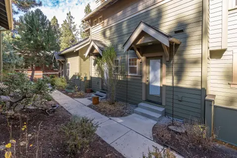 Bend, OR Craftsman Quadruplex