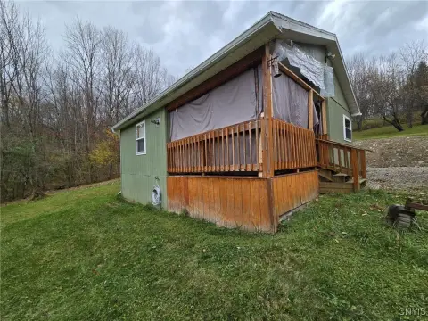 Secluded Cabin on Wooded Acres