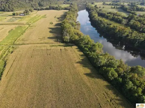 57 Acres on Cumberland River
