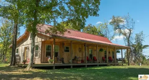 Charming Residential Cabin on 10 Acres