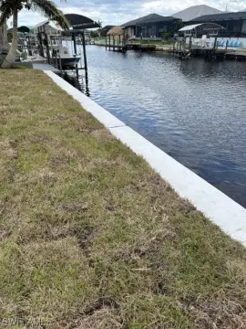 Canal Front Lot in Cape Coral