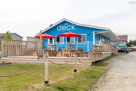 Restaurant with Two-Level Deck