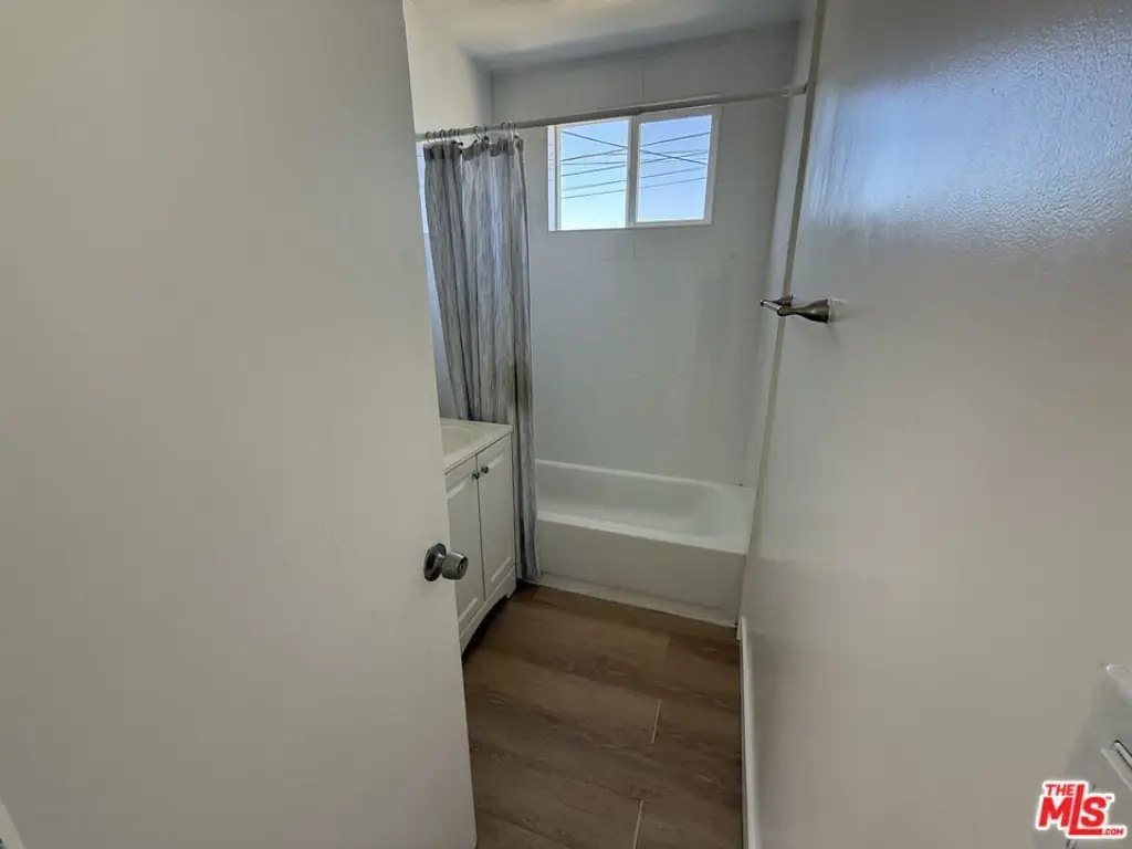 Picture 19