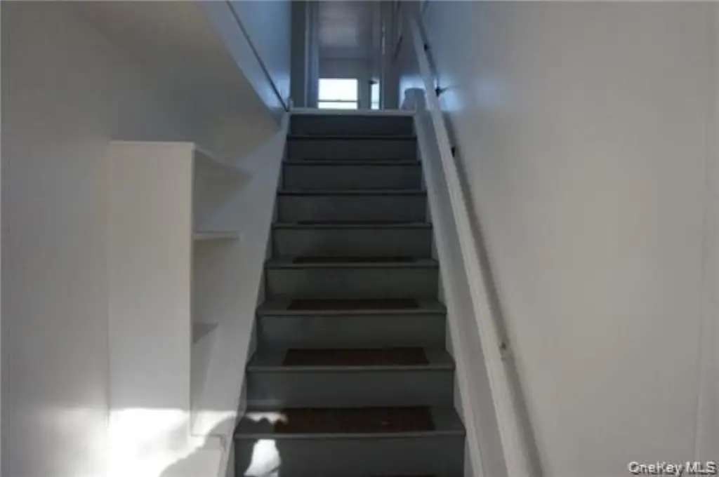 Picture 30