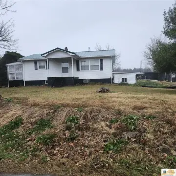 Farm House on 1.8 Acres