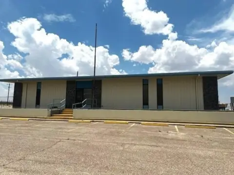 Fort Stockton Office/Industrial/Flex Building