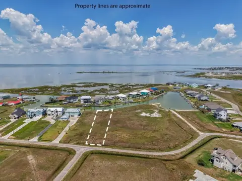 Waterfront Lot in Rockport, TX