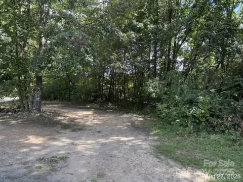 Valdese, NC Corner Lot