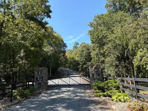 Marion, NC 3.32-Acre Lot