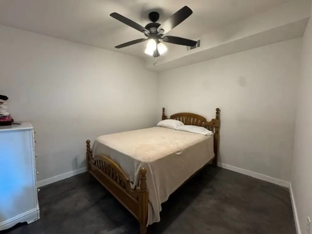 Picture 30