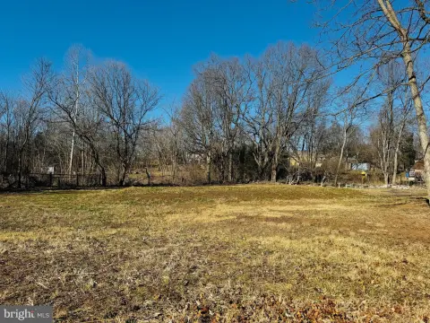 Buildable Lot in Kearneysville, WV