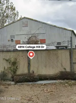 Commercial Building in Jackson, MS