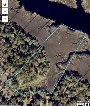 Marsh-Front Lot with Deep Water