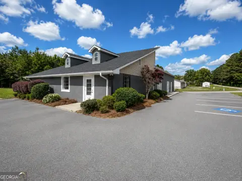 Highway Frontage Flex Space