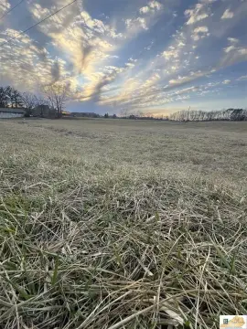 Russell Springs Acreage Corner Lot