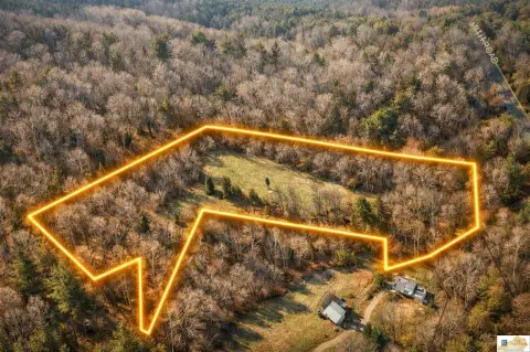 Bonnieville Acreage: Hunting and Building