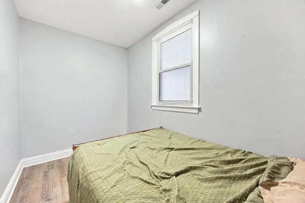 Picture 19