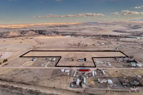 Versatile Man-Camp on 13 Acres