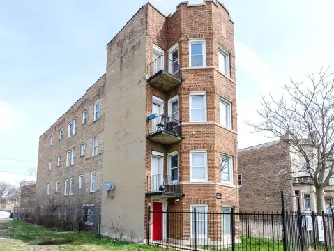 Garfield Park Multifamily Investment Opportunity