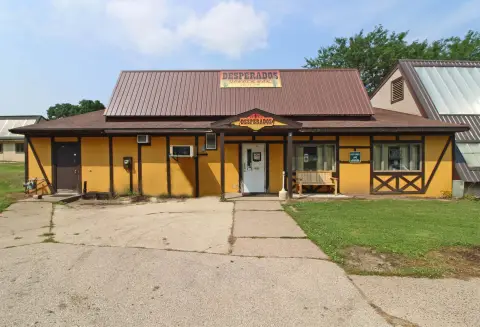 Established Bar and Restaurant Opportunity