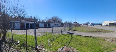 Storage Units on Harding Avenue