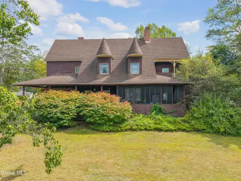 Historic Saratoga Springs Hospitality Property