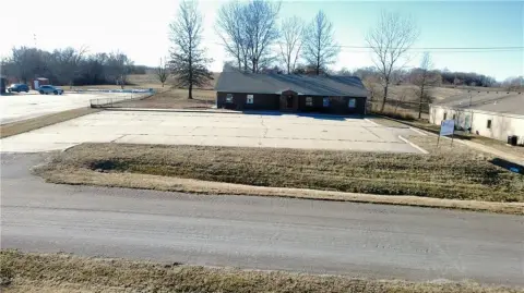 Versatile Commercial Building in Plattsburg