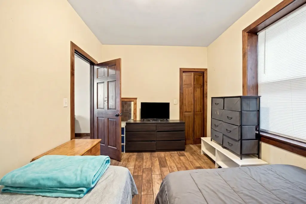 Picture 12