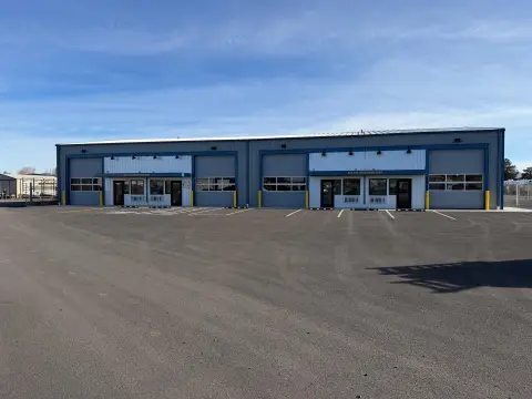 Redmond Industrial Building For Lease