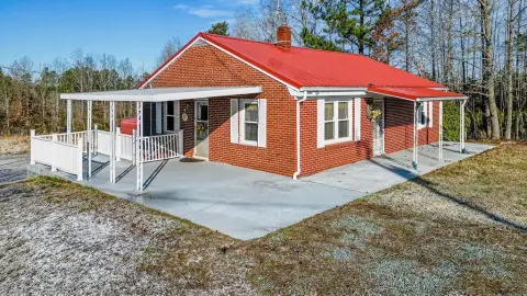 Acre Ranch in Chase City