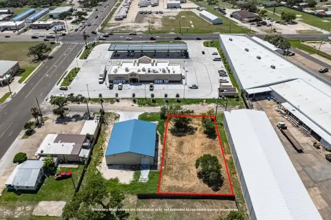 Vacant Commercial Land in Rockport