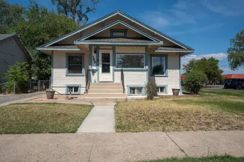 Versatile Duplex in Prime Location