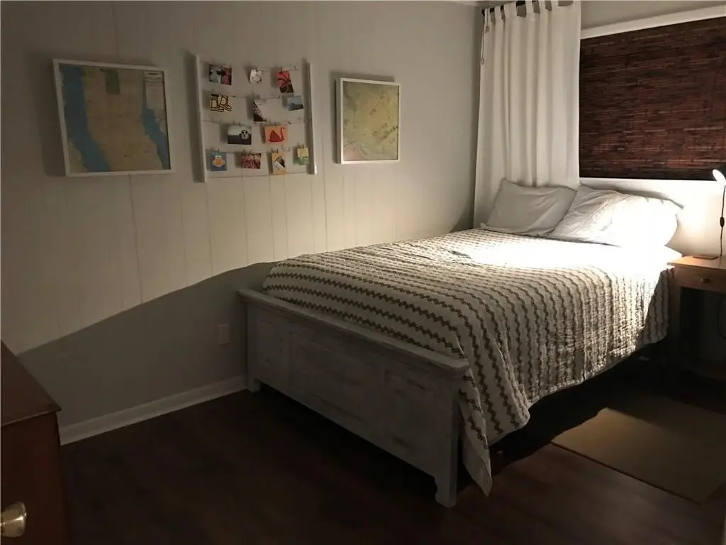 Picture 12