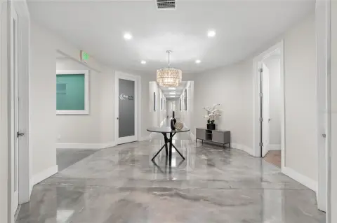 Downtown Ocala Updated Office Space