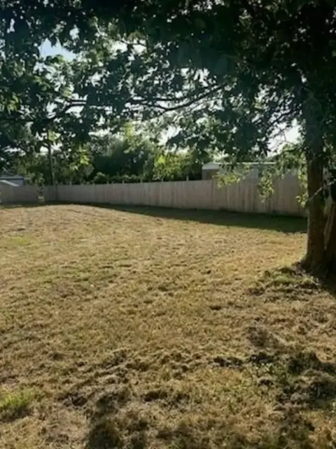 Residential Lot in Stonecrest South