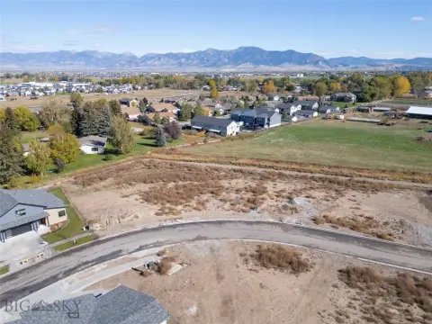 Residential Lot with Mountain Views