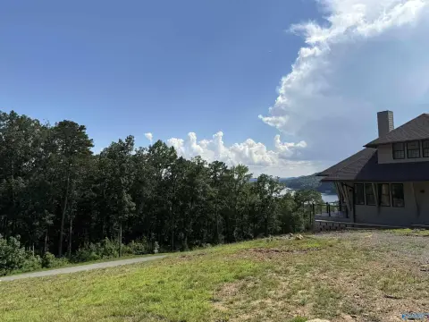Lake Guntersville Lot Ready to Build
