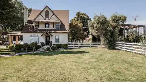 Horse Ranch with Arena