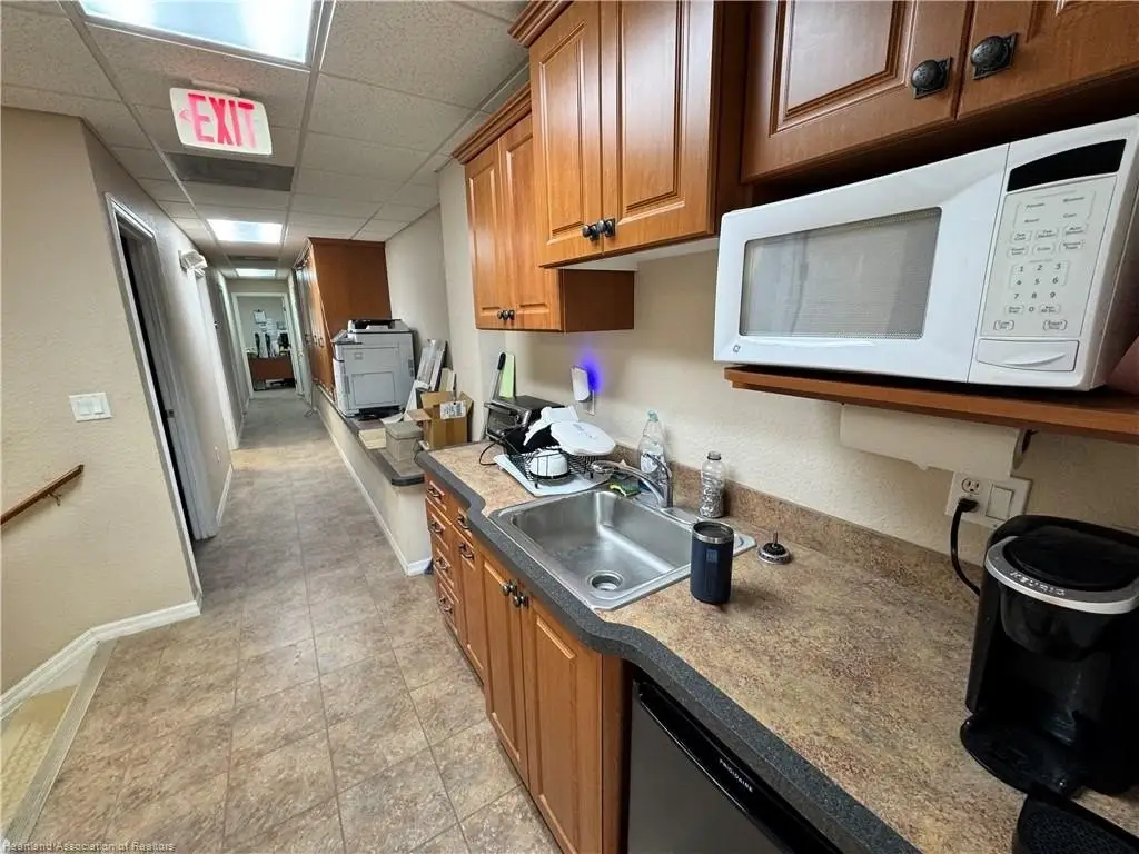 Picture 37