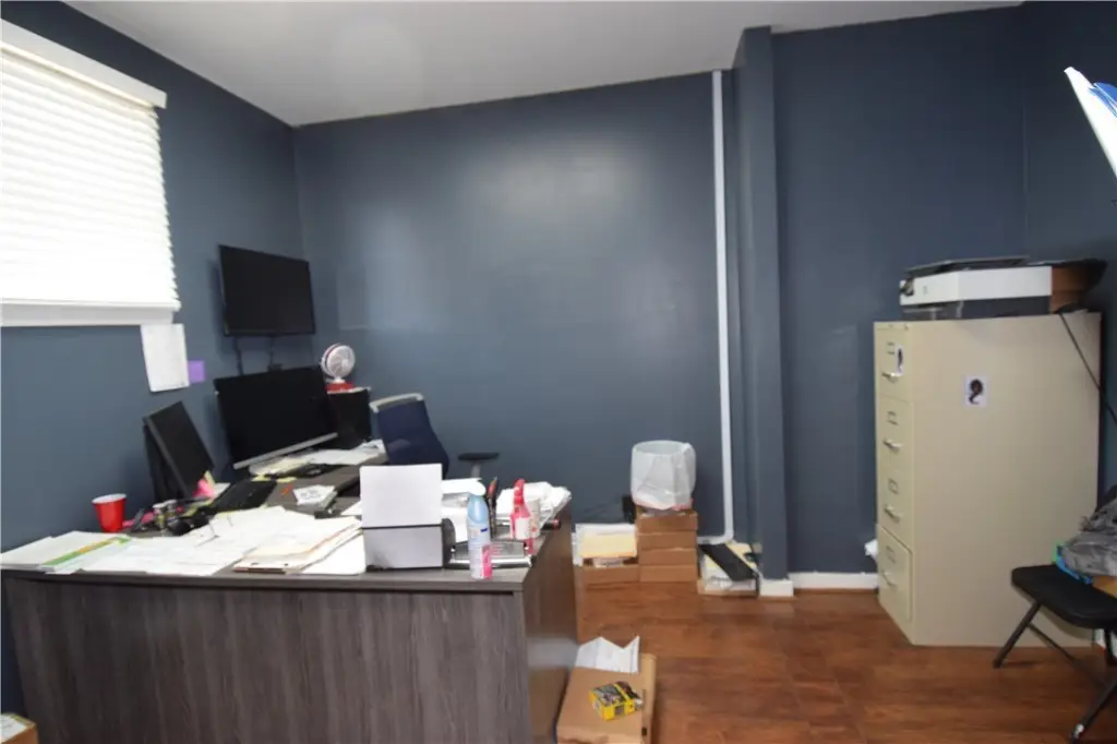 Picture 28