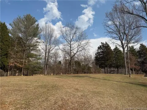 Residential Lot in Country Club