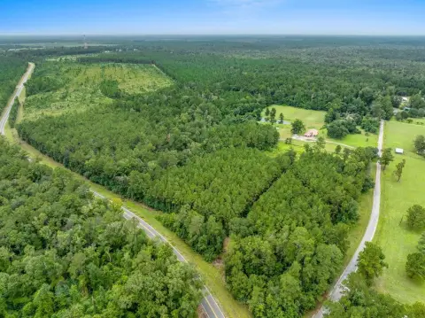 Unrestricted Land in Beauregard